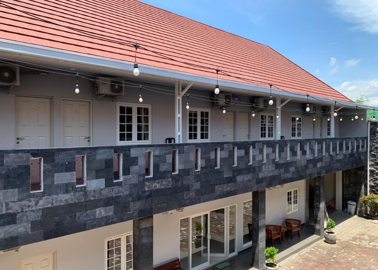 Griya Sambilegi Maguwoharjo Redpartner Hotel Екстериор снимка